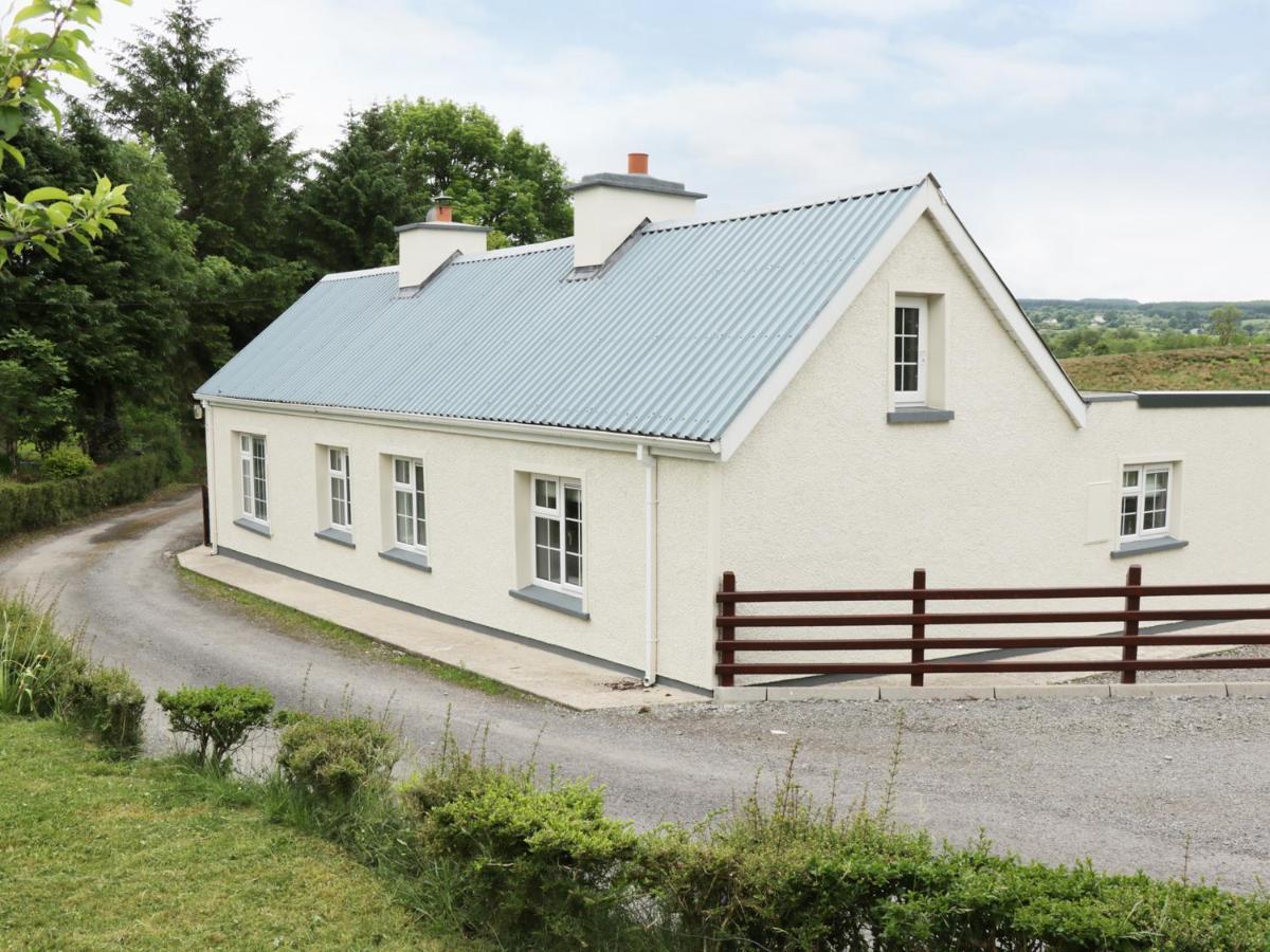 Hawthorn Hideaway Manorhamilton Exterior photo